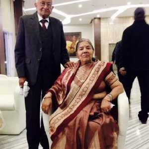 Amma Babuji Amma Babuji